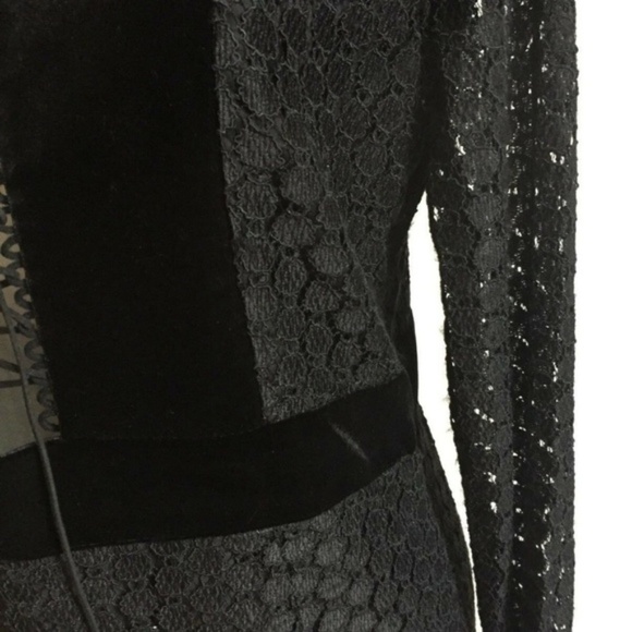 FOXIEDOX BNWT Lace-up Velvet Lace Plunge Black - Picture 6 of 6